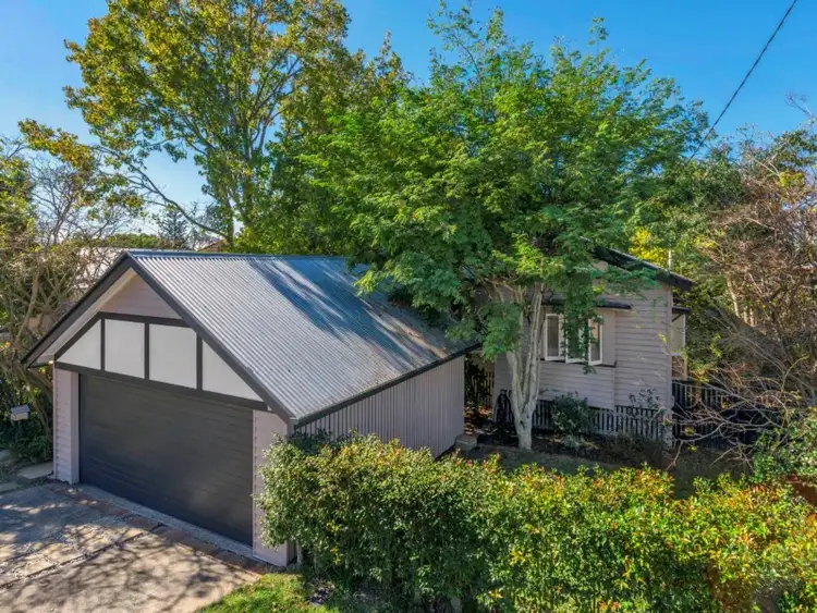27 Yoku Road, Ashgrove QLD 4060