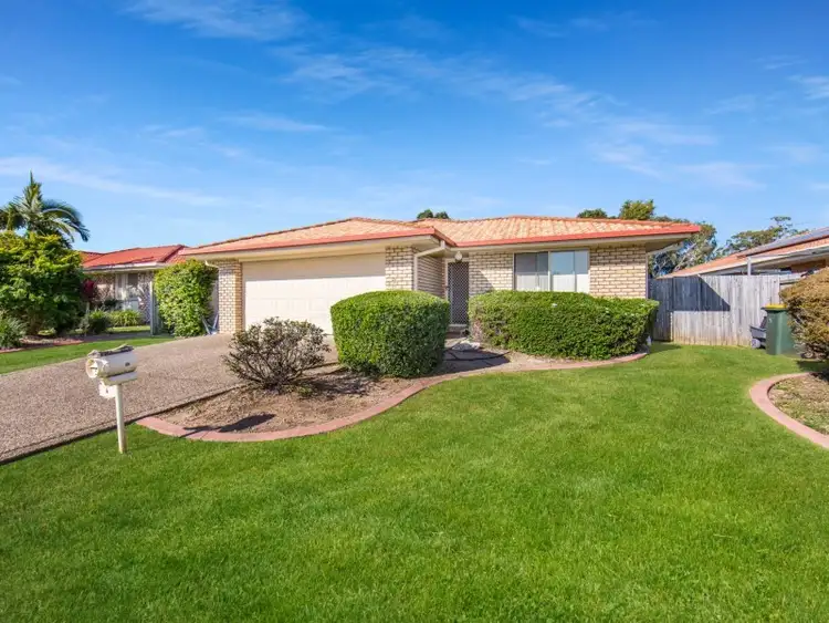 4 David Close, Redcliffe QLD 4020