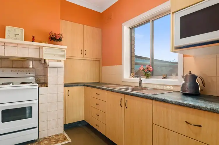 Sixth view of Homely house listing, 2 Daphne Street, Corrimal NSW 2518
