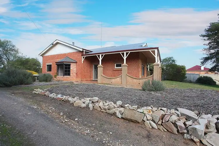 24 Burra Road, Saddleworth SA 5413
