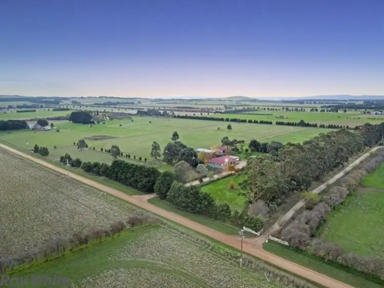 133 Sheehans Road, Romsey VIC 3434