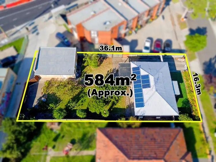 Second view of Homely house listing, 29 Marsden Crescent, St Albans VIC 3021