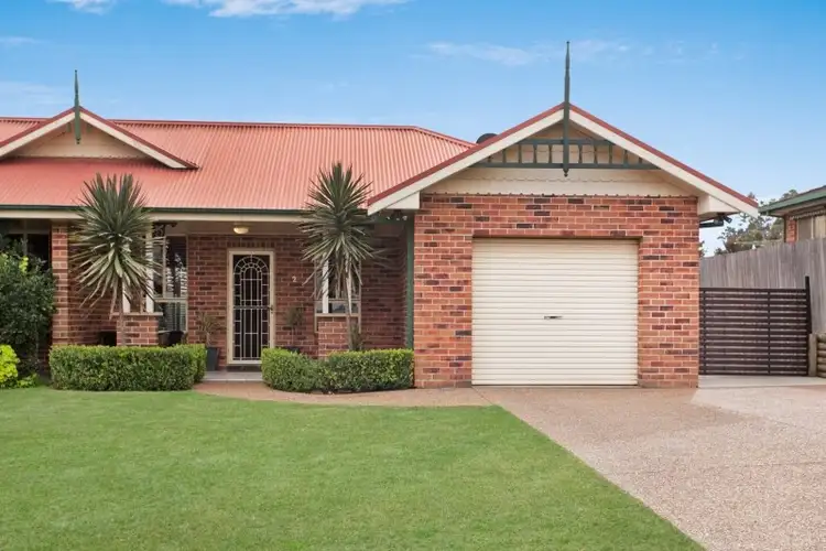 2/29 Ventura Close, Rutherford NSW 2320