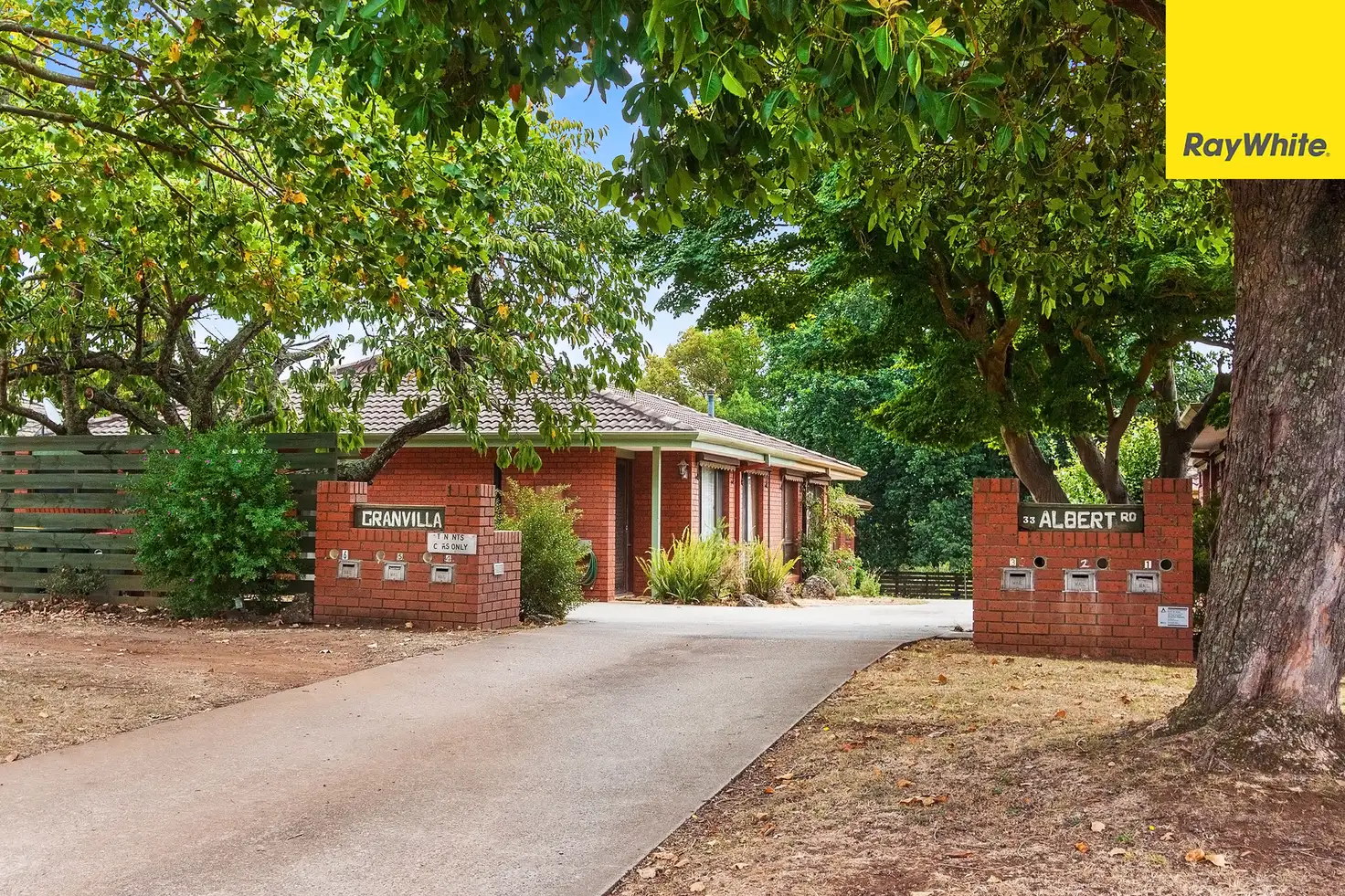 Main view of Homely unit listing, Unit 6/33 Albert Road, Drouin VIC 3818