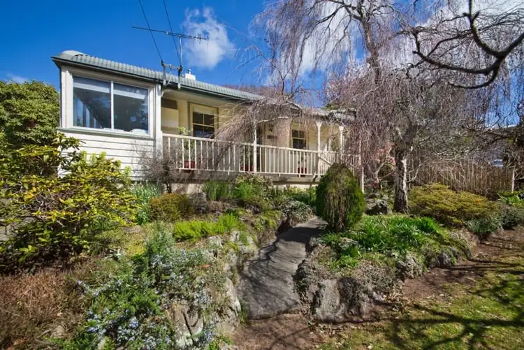 15 Park Avenue, Blackheath NSW 2785