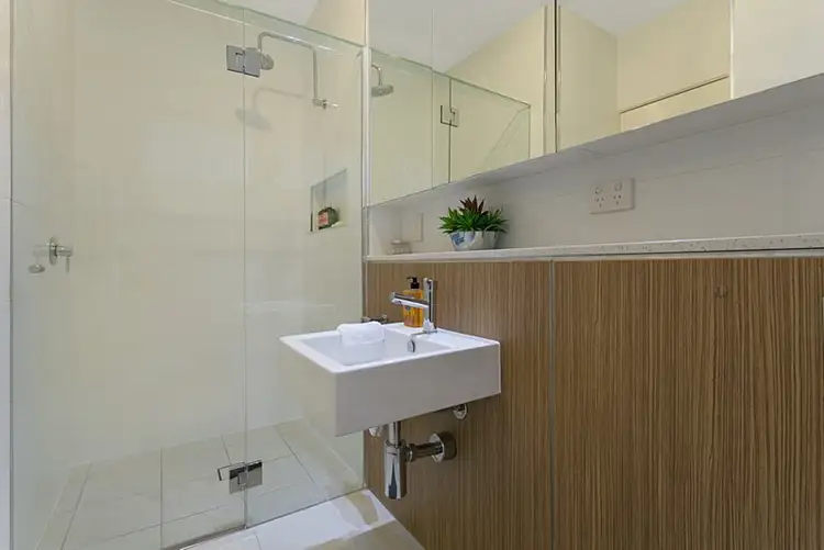 Seventh view of Homely apartment listing, 2/97 Sylvan Road, Toowong QLD 4066