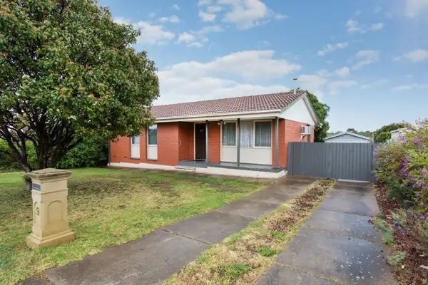 9 Buenavista Crescent, Hackham West SA 5163