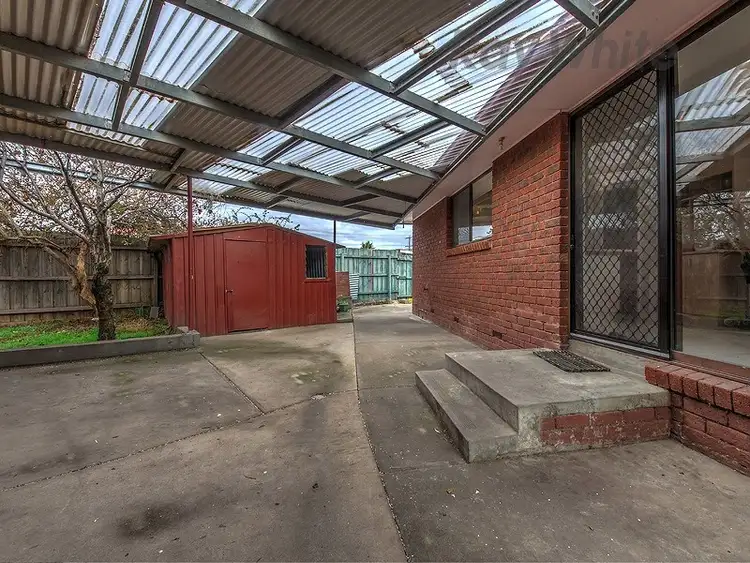 Sixth view of Homely house listing, 5 Mytton Close, St Albans VIC 3021