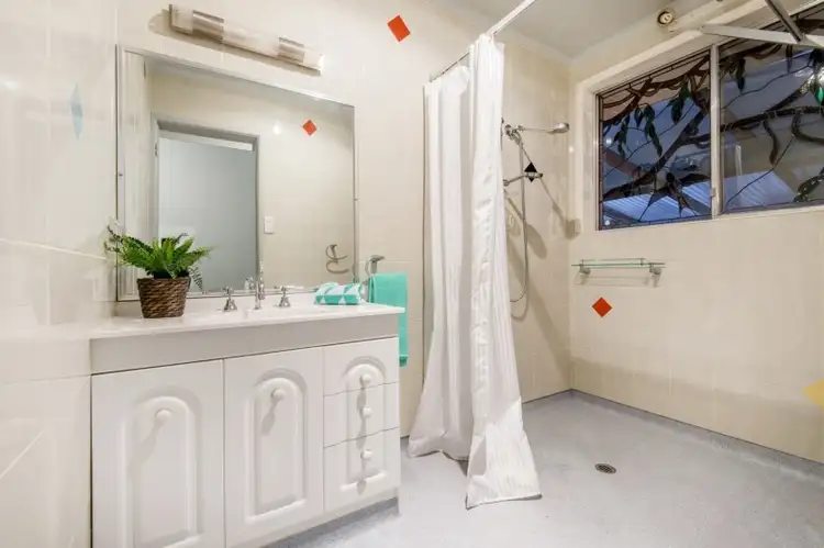 Seventh view of Homely house listing, 9 Lucerne Crescent, Frankston VIC 3199