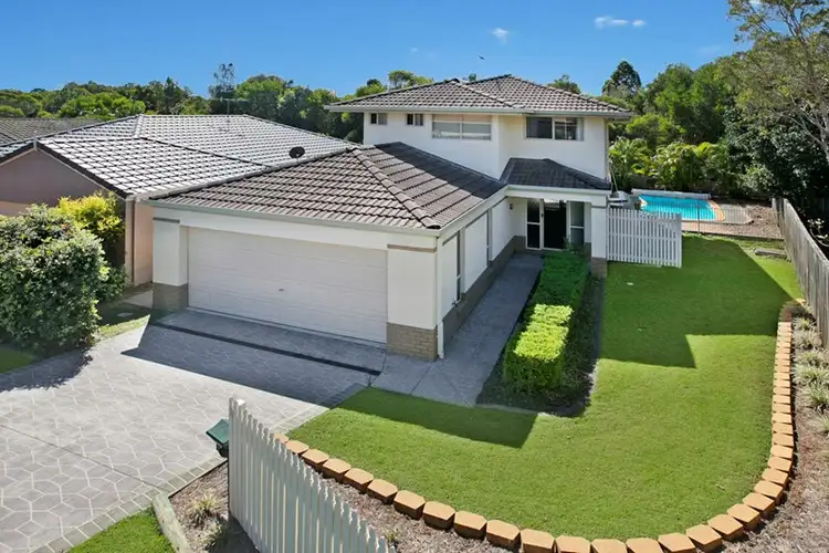 3 Phillips Place, Wakerley QLD 4154