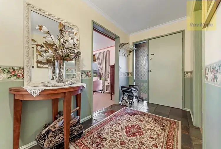 Second view of Homely house listing, 7 Enfield Place, Craigieburn VIC 3064