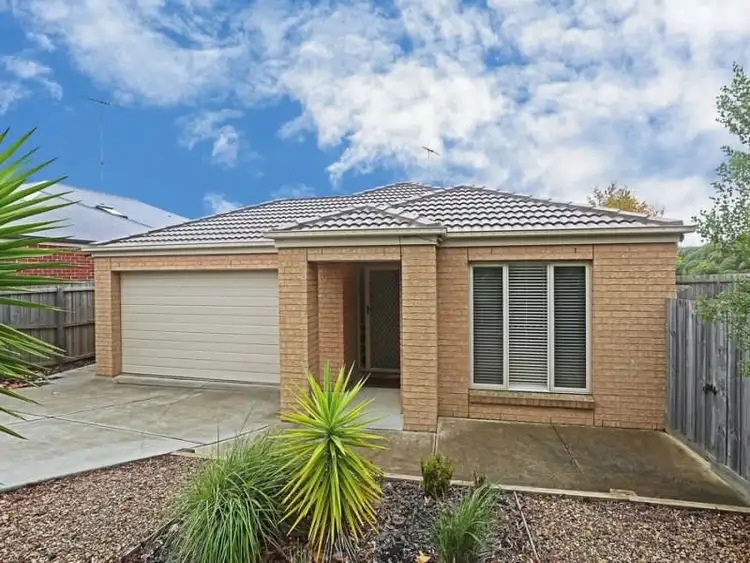 Room 5 and 6, 11 Ficinia Mews