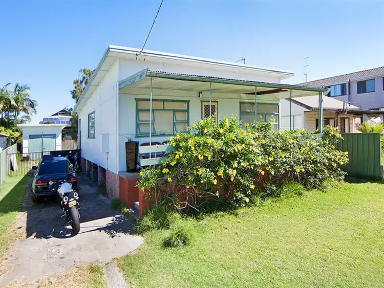 9 Coogee Avenue, The Entrance North NSW 2261