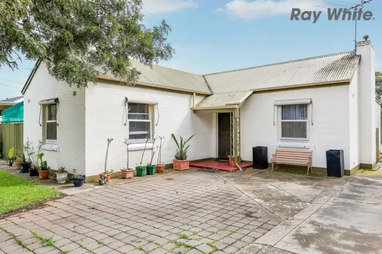 2 Pethick Terrace, Marion SA 5043