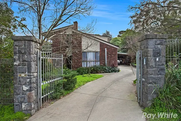 7 Hilltop Road, Upper Ferntree Gully VIC 3156