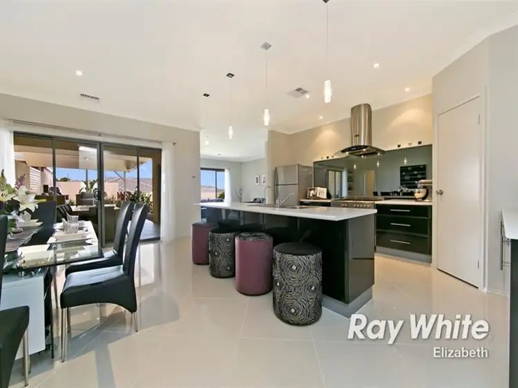 66 Wallace Drive, Craigmore SA 5114