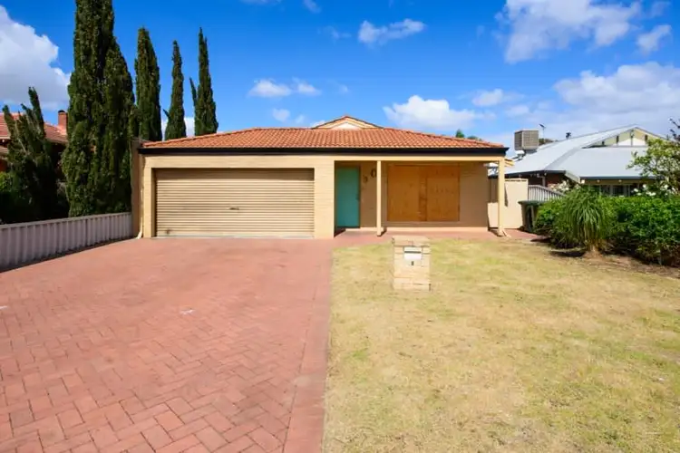 9 Quinn Avenue, Bentley WA 6102