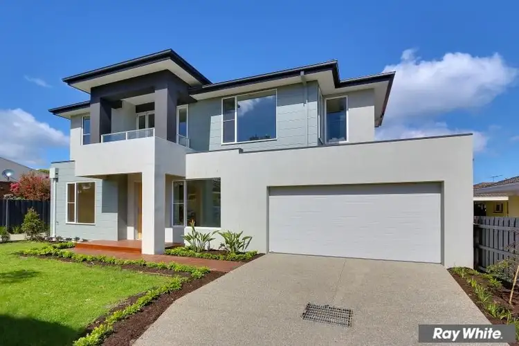 4/4 Beach Grove, Mornington VIC 3931