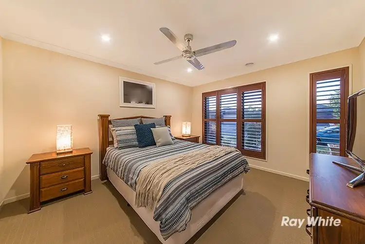 Sixth view of Homely house listing, 25 Valencia Circuit, Cranbourne VIC 3977