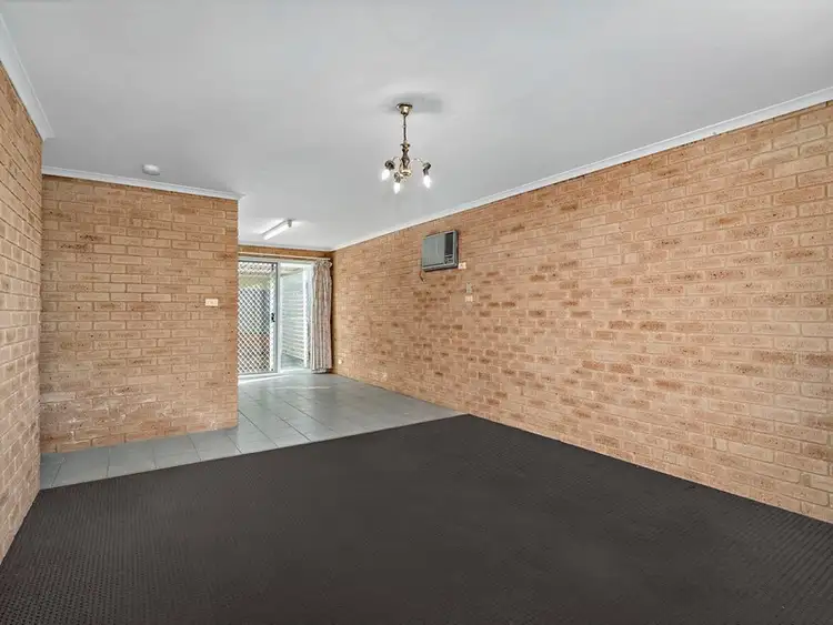 Fifth view of Homely unit listing, 9/30 Tuart Street, Rangeway WA 6530