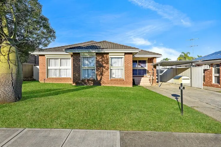 24 Mimosa Road, Bossley Park NSW 2176
