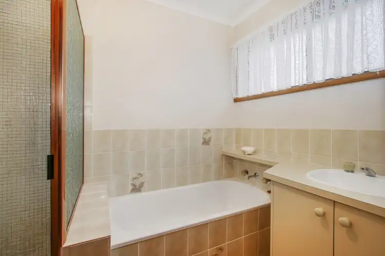 Sixth view of Homely house listing, 4 Campbell Court, Burrumbuttock NSW 2642