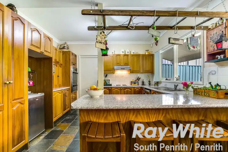 Fifth view of Homely house listing, 10 Peppermint Crescent, Kingswood NSW 2747