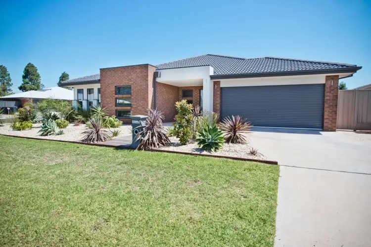 1 Dundas Lane, Swan Hill VIC 3585