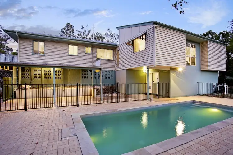 3 Newcomen Street, Indooroopilly QLD 4068