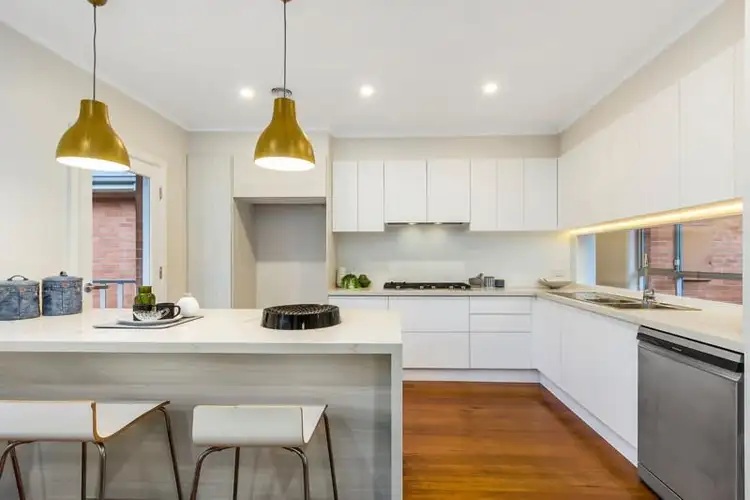 Fourth view of Homely house listing, 5 Woorill Court, Vermont VIC 3133