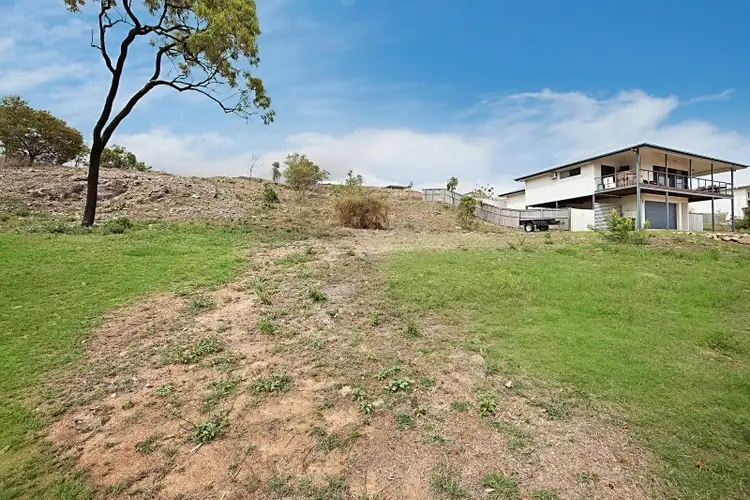 24 Cashell Circuit, Bushland Beach QLD 4818