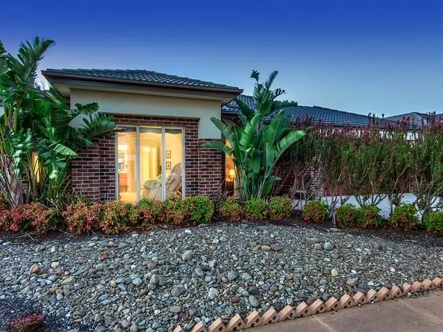 6 Grainger Circuit, Point Cook VIC 3030