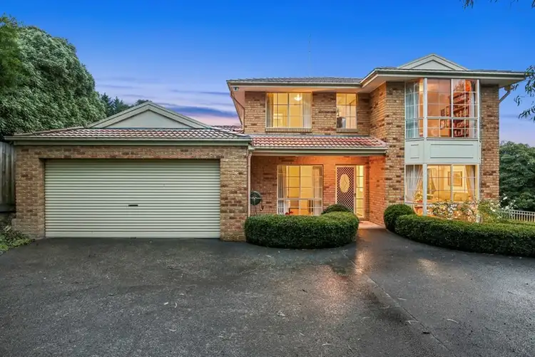 12 Mountain Drive, Mooroolbark VIC 3138