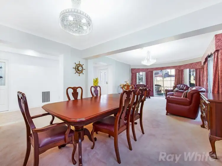 Second view of Homely house listing, 8 Thames Court, Mulgrave VIC 3170