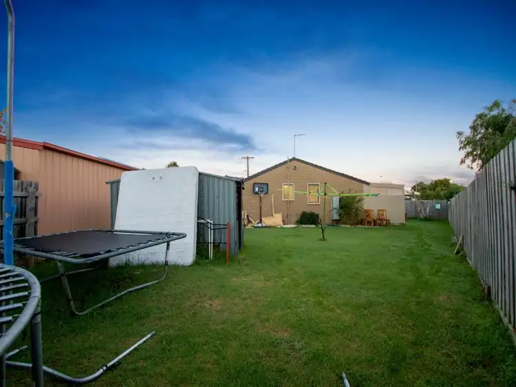 Seventh view of Homely house listing, 4 Alonzo Court, Frankston VIC 3199