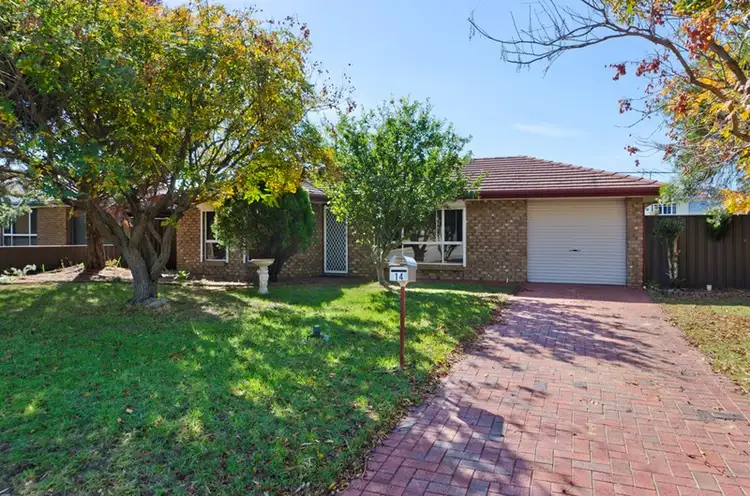14 Oakridge Rise, Huntfield Heights SA 5163