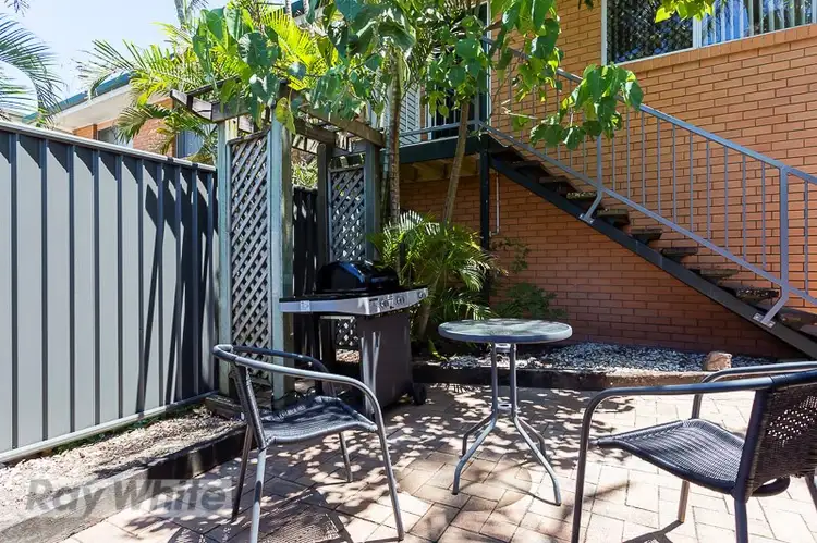Main view of Homely unit listing, 1/162 Juliette Street, Greenslopes QLD 4120