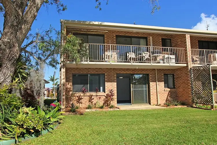 Third view of Homely unit listing, 2/10 Barooga Crescent, Mooloolaba QLD 4557