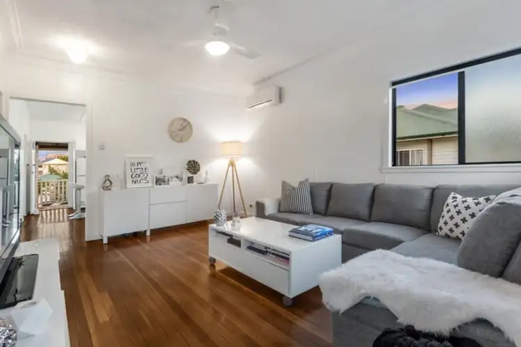 9 Oates Street, Kedron QLD 4031