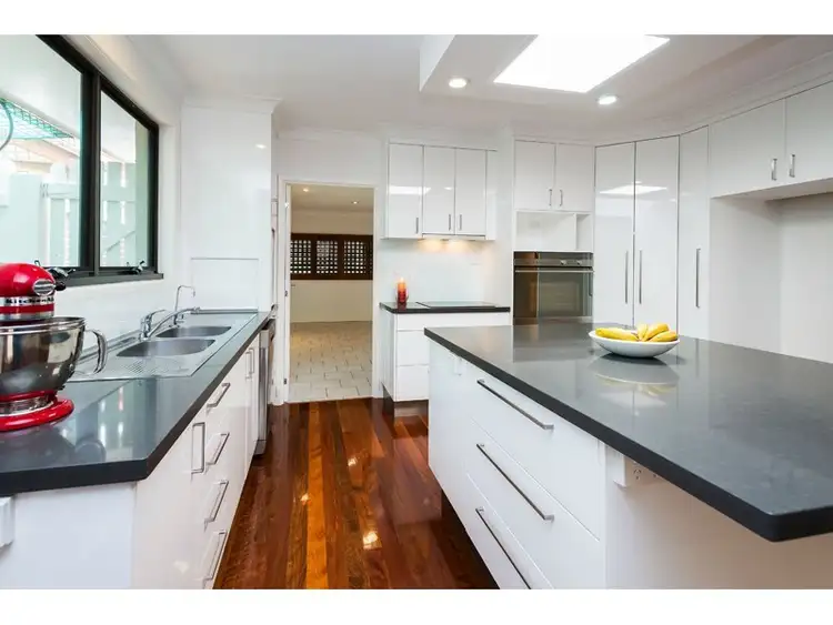 Fourth view of Homely house listing, 17 Glen Nevis Street, Mansfield QLD 4122