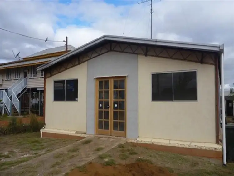 3 Quail Street, Longreach QLD 4730