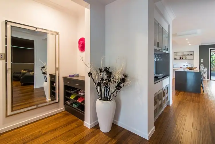 Sixth view of Homely house listing, 5 Valentine Circuit, Augustine Heights QLD 4300