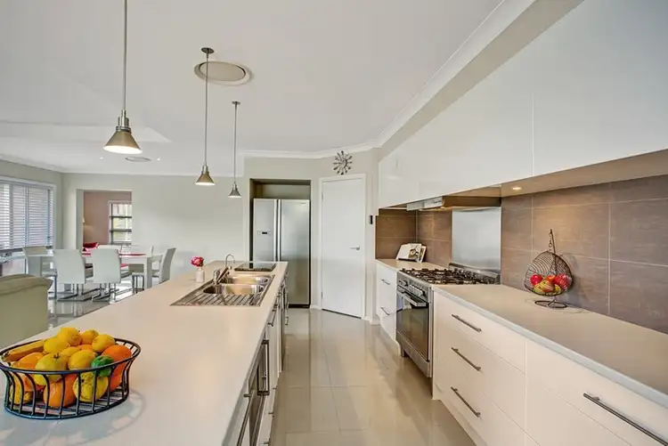 Fourth view of Homely house listing, 27 Kelly Circle, Rutherford NSW 2320