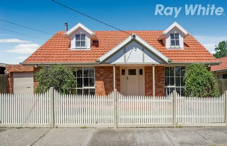 14 Ellerslie Street, Kingsbury VIC 3083
