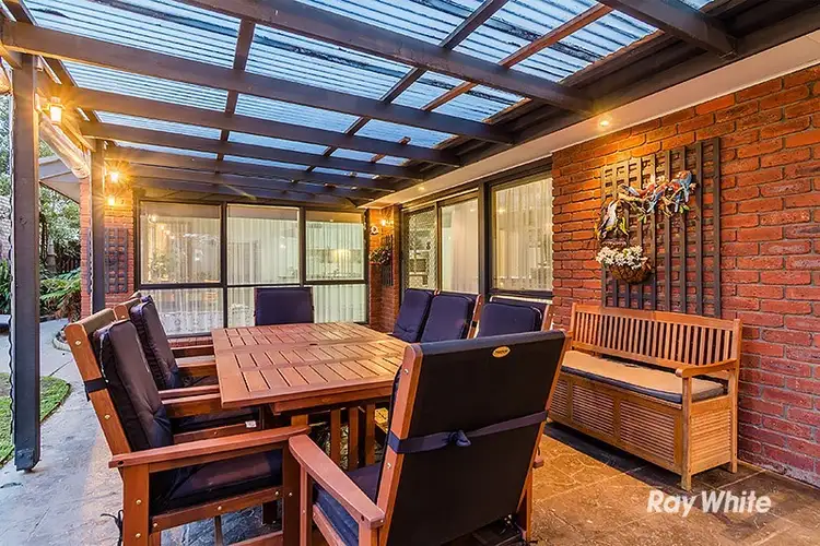 Fifth view of Homely house listing, 3 Kibo Court, Cranbourne North VIC 3977
