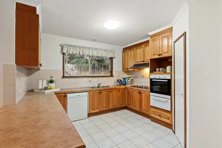 Fifth view of Homely house listing, 1 Kelrinda Close, Oakleigh South VIC 3167