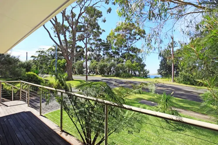 3 River Road, Shoalhaven Heads NSW 2535