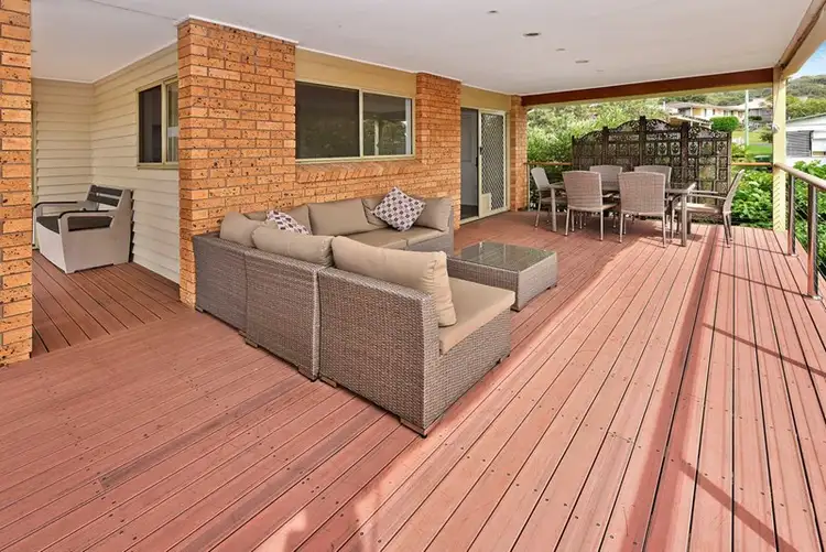 Second view of Homely house listing, 5 Mary Close, Saratoga NSW 2251