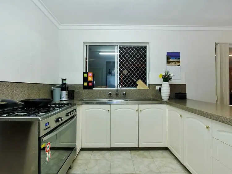 109 Ardleigh Crescent, Hamersley WA 6022