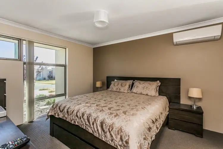 Fourth view of Homely house listing, 8 Tompkins Way, Harrisdale WA 6112